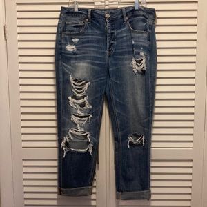 American Eagle Tomgirl jean